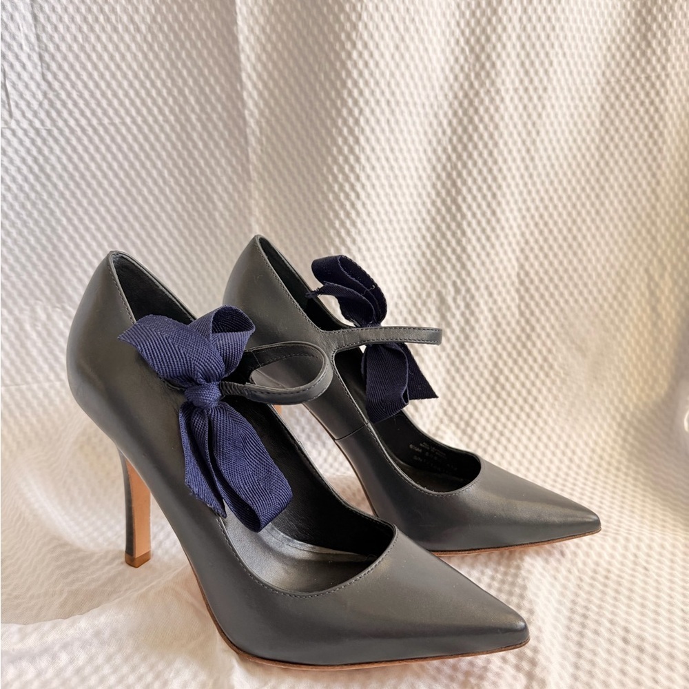 Tory Burch Balletcore Bow Kitten Navy Heels Size 6.5 All Leather NWOB